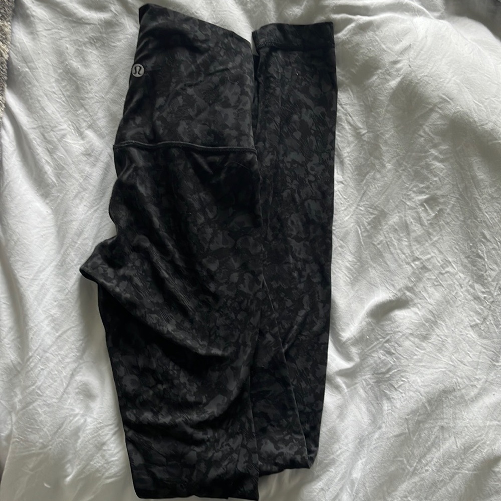 Lululemon Leopard Camo Deep Coal Multi Aligns 28”